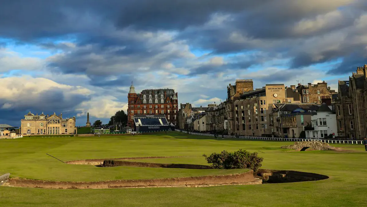 The iconic 18th hole at St Andrews, the stage for the 2024 Women's Open.